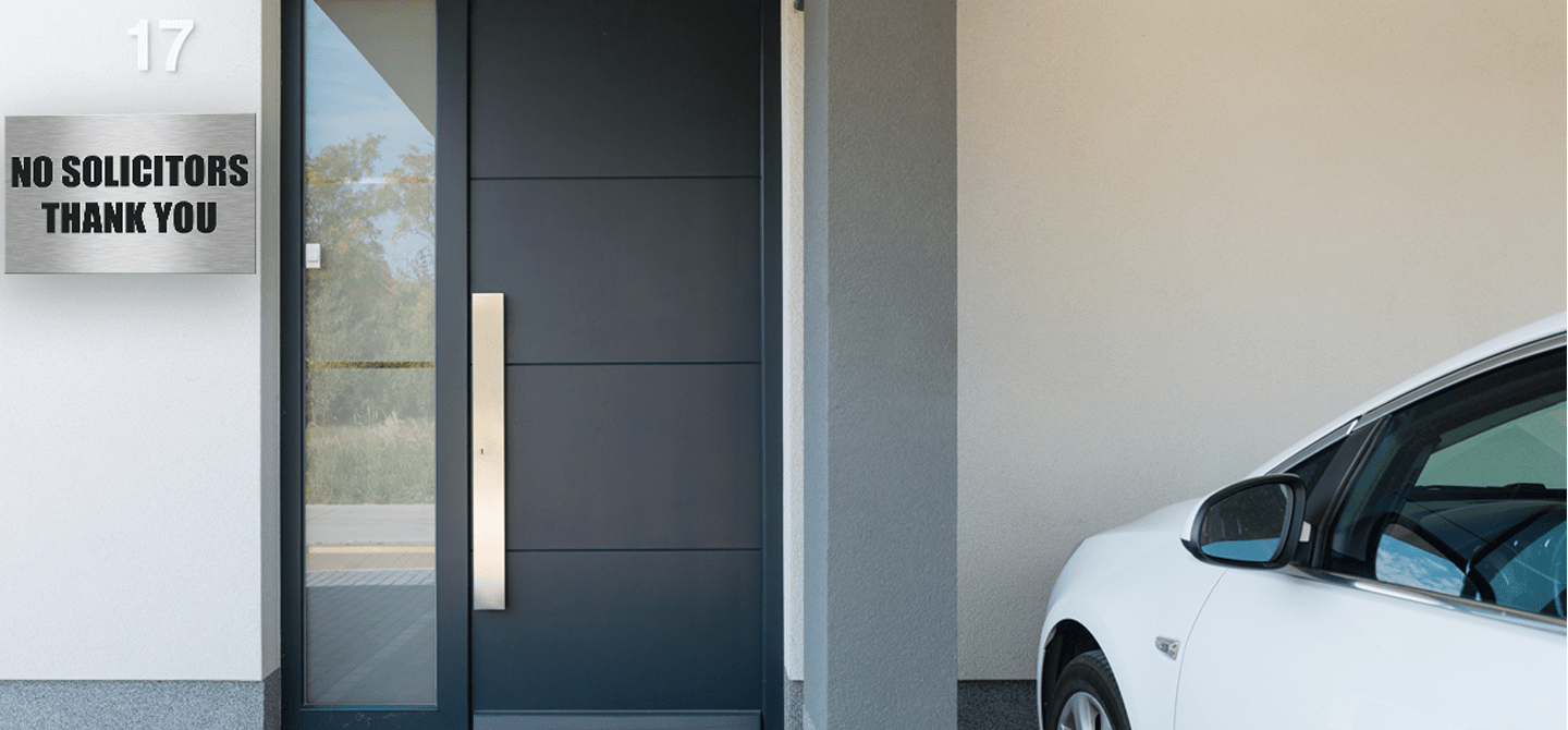 Brushed Aluminium