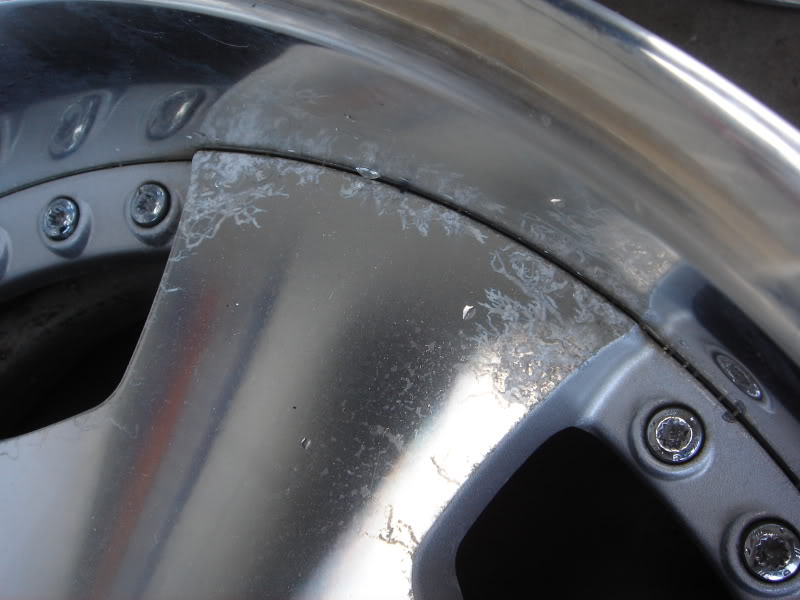 Brushed Aluminium